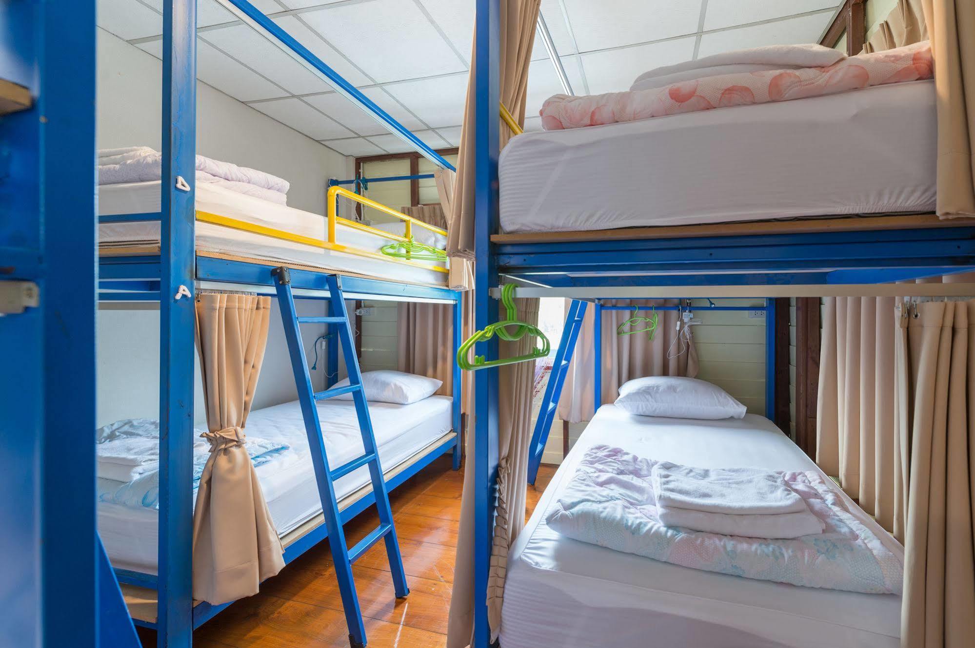 NTY Hostel Near Suvarnabhumi Airport Bangkok Exterior foto