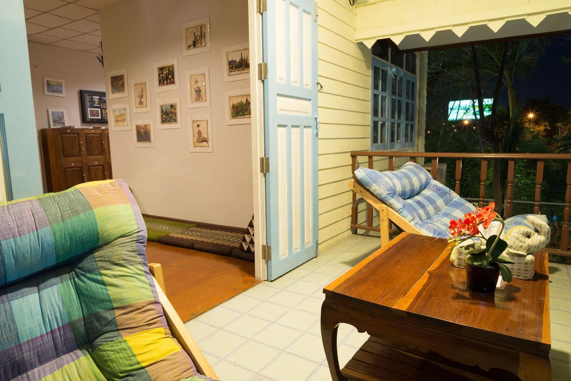NTY Hostel Near Suvarnabhumi Airport Bangkok Exterior foto